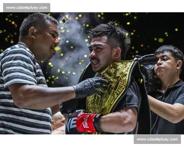 邱建良对决小宫由纪博中日顶级踢拳强者巅峰之战全面前瞻看点解析