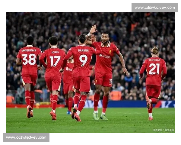 阿斯顿维拉与利物浦激战正酣 谁能在英超赛场笑到最后