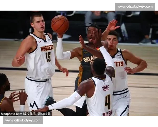 青春对决火箭硬碰雷霆西部新势力正面交锋之夜谁能掌控比赛走向全场